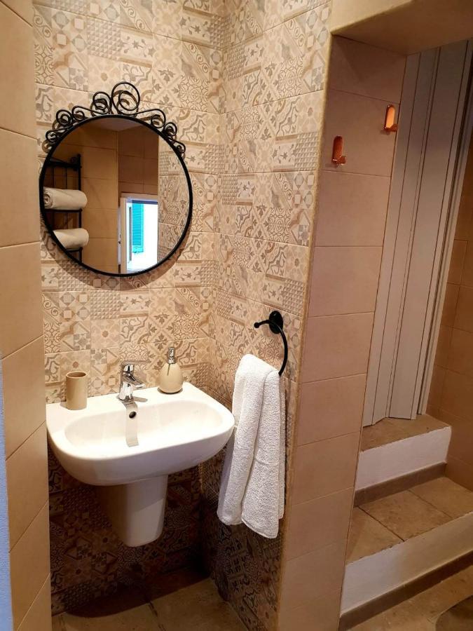 Casa Di Nonna Maria Apartment โมโนโปลี ภายนอก รูปภาพ